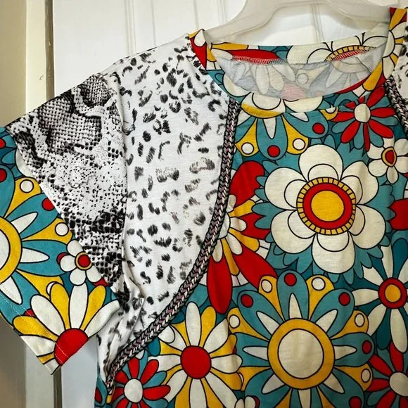 🔵Viwedo Multi color Floral & Animal Print Tunic Top 2Xl - CLEARANCE - Picture 2 of 5